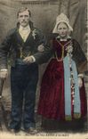 CPA Folklore Maries de Ste Anne d'Auray Mariage