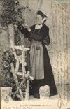 CPA Folklore Jeune fille de Ploermel