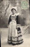 CPA Folklore Jeune fille de Pont Aven