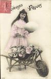 CPA Brouette Femme Paques Fleurs