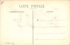 CPA Folklore Une famille de Plougastel Daoulas