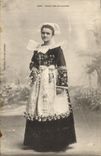 CPA Folklore Jeune fille de Lanriec