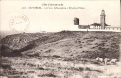 CPA Cap Frehel Le Phare le Semaphore et l'extreme Pointe