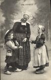 CPA Folklore Charite Femme Enfants