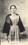 CPA Folklore Jeune fille de Vannes