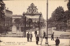 Vintage Postcard Bordeaux the park the grid of entry