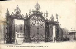 CPA Lyon Grille monumentale du Parc de la Tete d'Or 