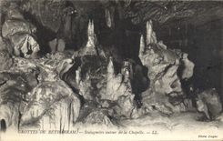 CPA Grotte Grottes de Betharram Stalagmites autour de la chapelle