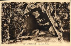 CPA Grotte Grottes Le Huelgoat La grotte d'Artus 