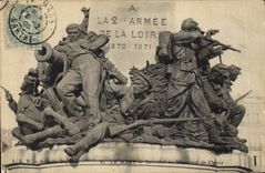 CPA Militaria Guerre de 1870 Le Mans Bas relief du monument de Chanzy