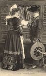 CPA Folklore Costumes de Bannalec