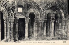 CPA Prefecture Arcades romanes Angers