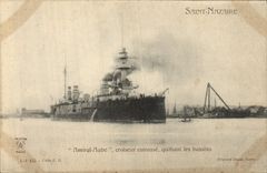 CPA Bateau de Guerre Saint Nazaire Amiral Aube Croiseur Cuirasse quittant les bassins