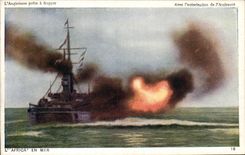 CPA Bateau de Guerre L'Africa en mer 