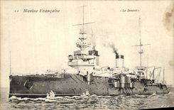 CPA Bateau de Guerre Le Bouvet