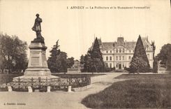 CPA Prefecture et le monument Sommeiller Annecy