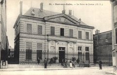 Vintage Postcard Law courts Bar on Paddle