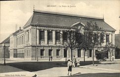 Vintage Postcard Law courts Belfort