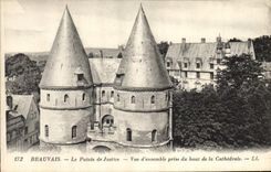 CPA Palais de Justice Vue d'ensemble prise du haut de la cathedrale Beauvais