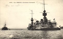 CPA Bateau de Guerre Le Bruix Croiseur Cuirasse 