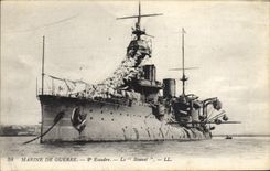 CPA Bateau de Guerre Le Bouvet