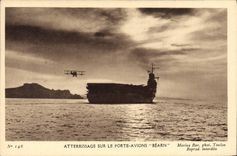 CPA Bateau de Guerre Atterrissage sur le porte avions Bearn Aviation