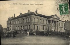 CPA Palais de Justice et rue de l'Hotel de ville Brive