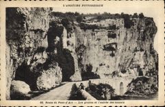 CPA Grotte Grottes Route du pont d'ARc Les grottes et l'entree des tunnels