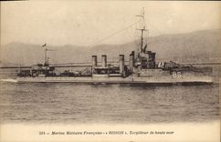 CPA Bateau de Guerre Bisson Torpilleur de haute mer 