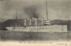 CPA Bateau de Guerre Le Chateaurenault Croiseur de 1ere classe 