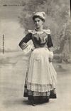 CPA Folklore Jeune fille de Scaer 