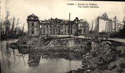 CPA Pinon Entree du Chateau Militaria 