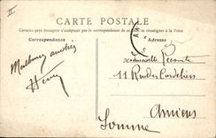 CPA Chateau de Picquigny Porte du Gard et Pavillon Sevigne