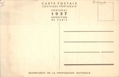 CPA Fantaisie Poupee Paysan de Entre Minho et Douro en costume de pelerinage