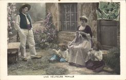 CPA Fantaisie Enfants Poupee Une heureuse famille 