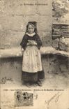 CPA Folklore Fillette de St Herbot 