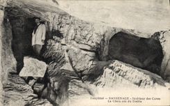 CPA Grotte Grottes Sassenage Interieur des cuves La cheminee du diable 