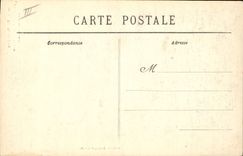 CPA Folklore Jeune fille du Pays de Leon Costume de fete