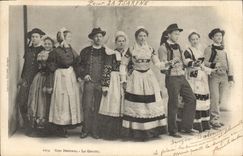 CPA Folklore Noce bretonne La Gavotte Mariage