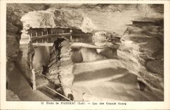 CPA Grottes Grotte Puits de Padirac Lac des Grands Cours