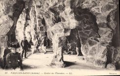 CPA Grottes des Vivaraises Vals les Bains Grotte 