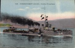CPA Bateau de Guerre Commandant Lucas Cotnre torpilleur