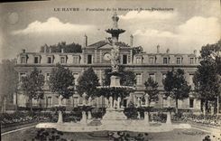 CPA Le Havre Fontaine de la Bourse et sous Prefecture 