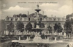 CPA Le Havre Fontaine de la Bourse et Sous Prefecture 