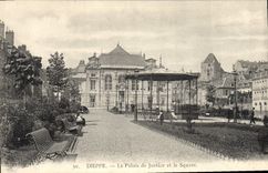 CPA Dieppe Le Palais de Justice et le square