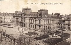 CPA Lyon La Prefecture et les jardins