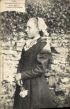 CPA Folklore Herbignac Jeune fille en costume d'Herbignac