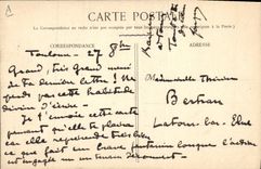 CPA Militaria Infanterie En tirailleurs