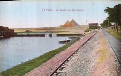 CPA Egypt Egypte Le Caire La route des pyramides