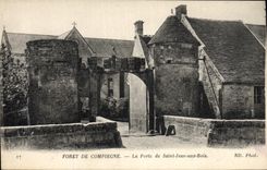 CPA Foret de Compiegne La porte de Saint Jean aux Bois 